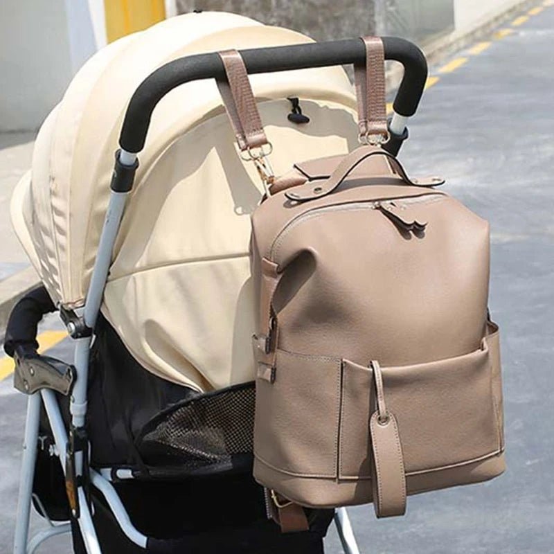 Sac à langer chic et tendance avec sangle de poussette