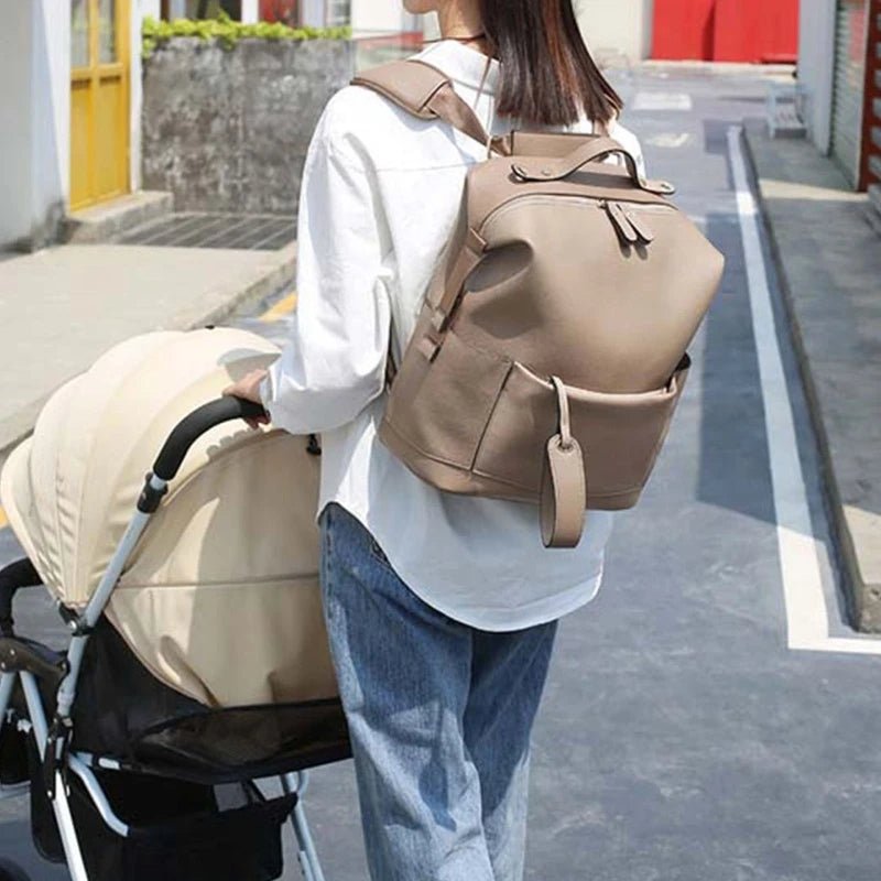 Sac maternité pratique et stylé pour sorties avec bébé
