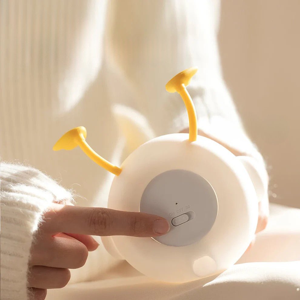 Veilleuse LED en silicone pour bébé | Commande Tactile - Baby Daisy