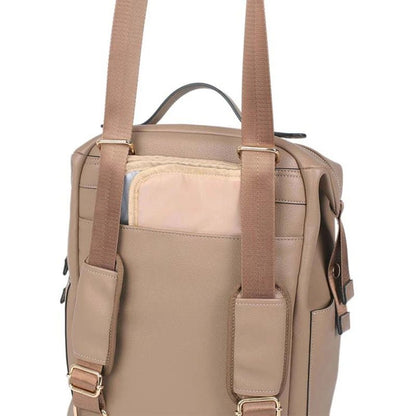 Sac à dos maternité avec plusieurs poches et accessoires poussette